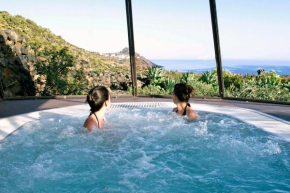 Dammusi Sciuvechi Resort Pantelleria